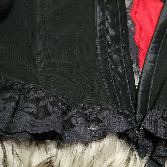 Lingerie Top - Picture 5 of 5